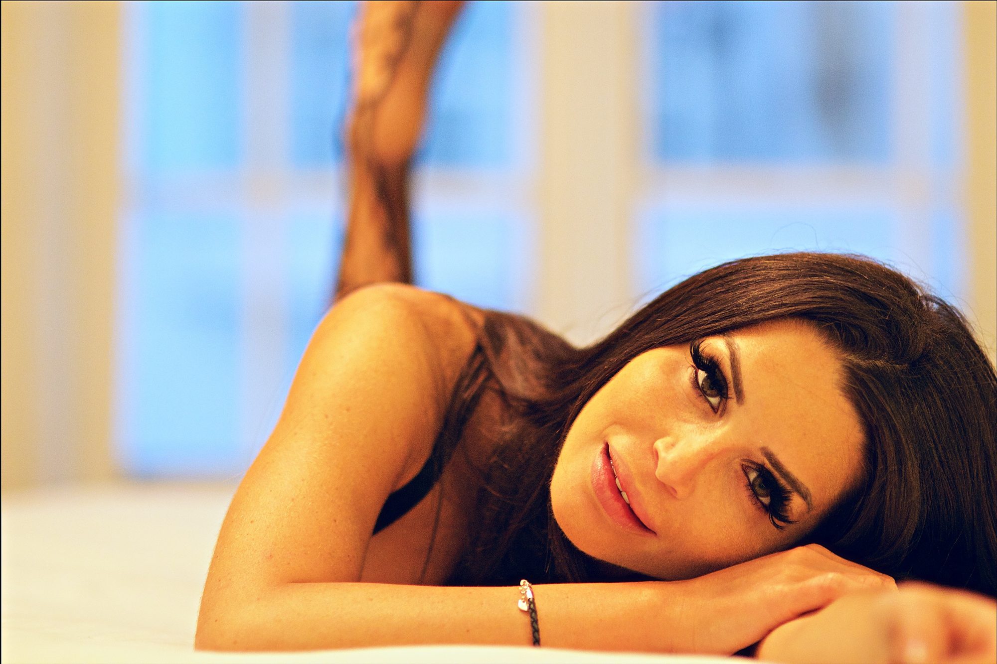 Boudoir portrait by Satya, Dancinghues (25)